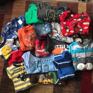 2T bundle 3 footie sleepers, Carter’s, Gap, Circo